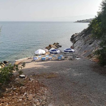 فيلا Aqua Terra Spárton المظهر الخارجي الصورة